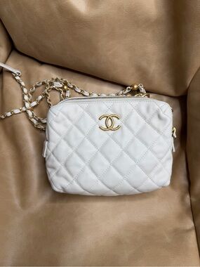 Chanel CC Matelasse Chain Shoulder Bag